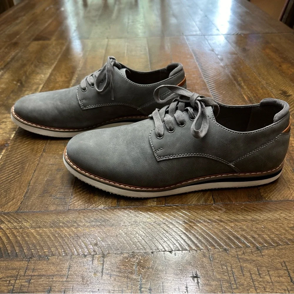 Nordstrom Rack Men's Dress Lace Up Derby Style Shoe - Size 9